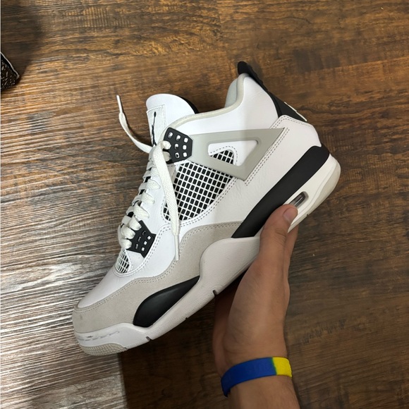 Military Black Jordan 4s slightly used - Picture 2 of 5
